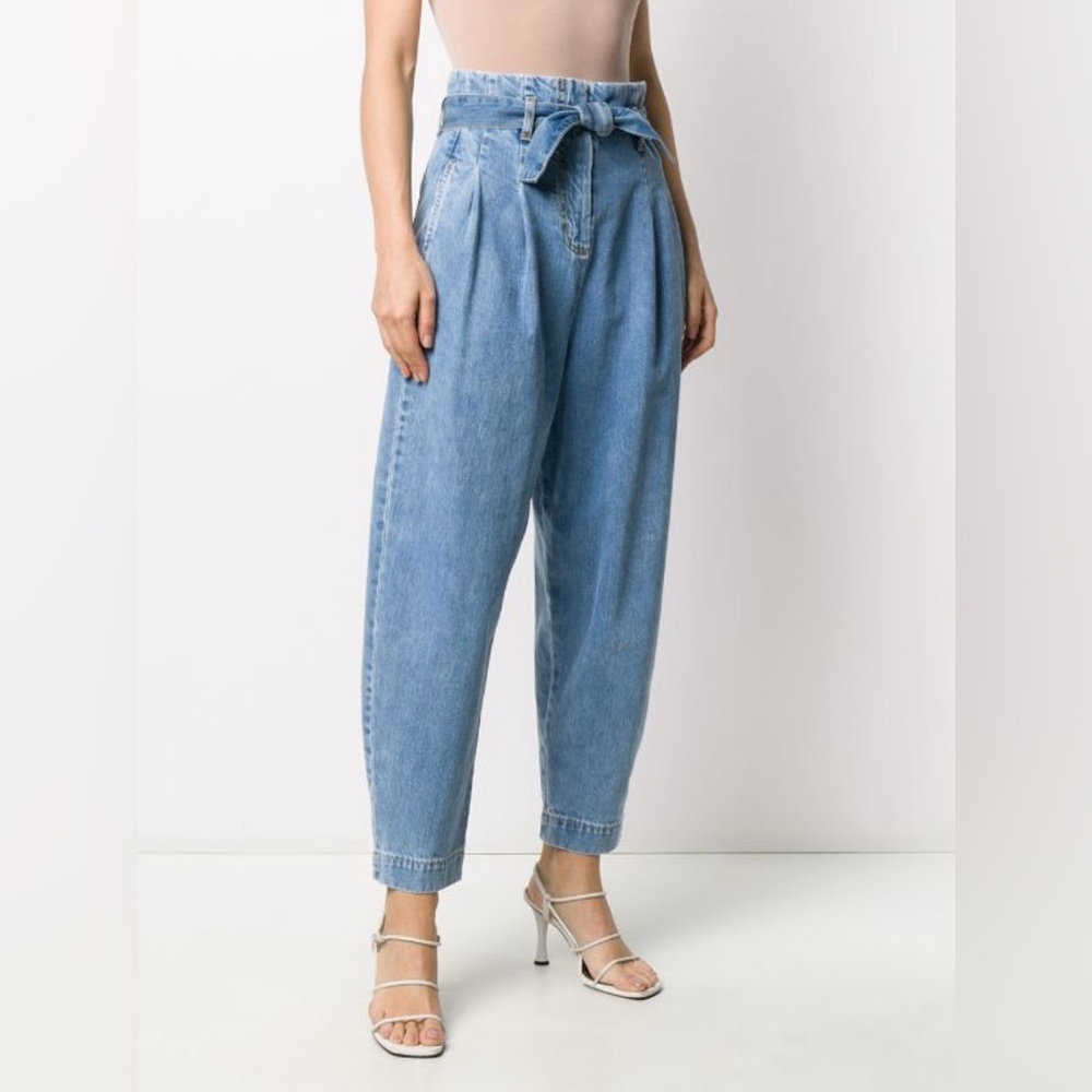 NWOT Wandering Designer Paper Bag High Waist Tapered Italian Made Belted Jeans